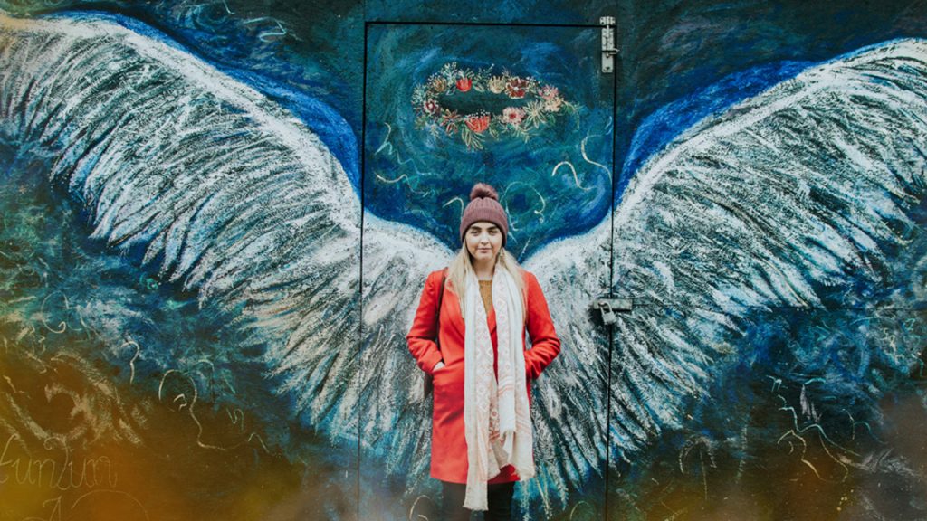 Street Art, Chika Mara & Graffiti-Brand Promoting Painting